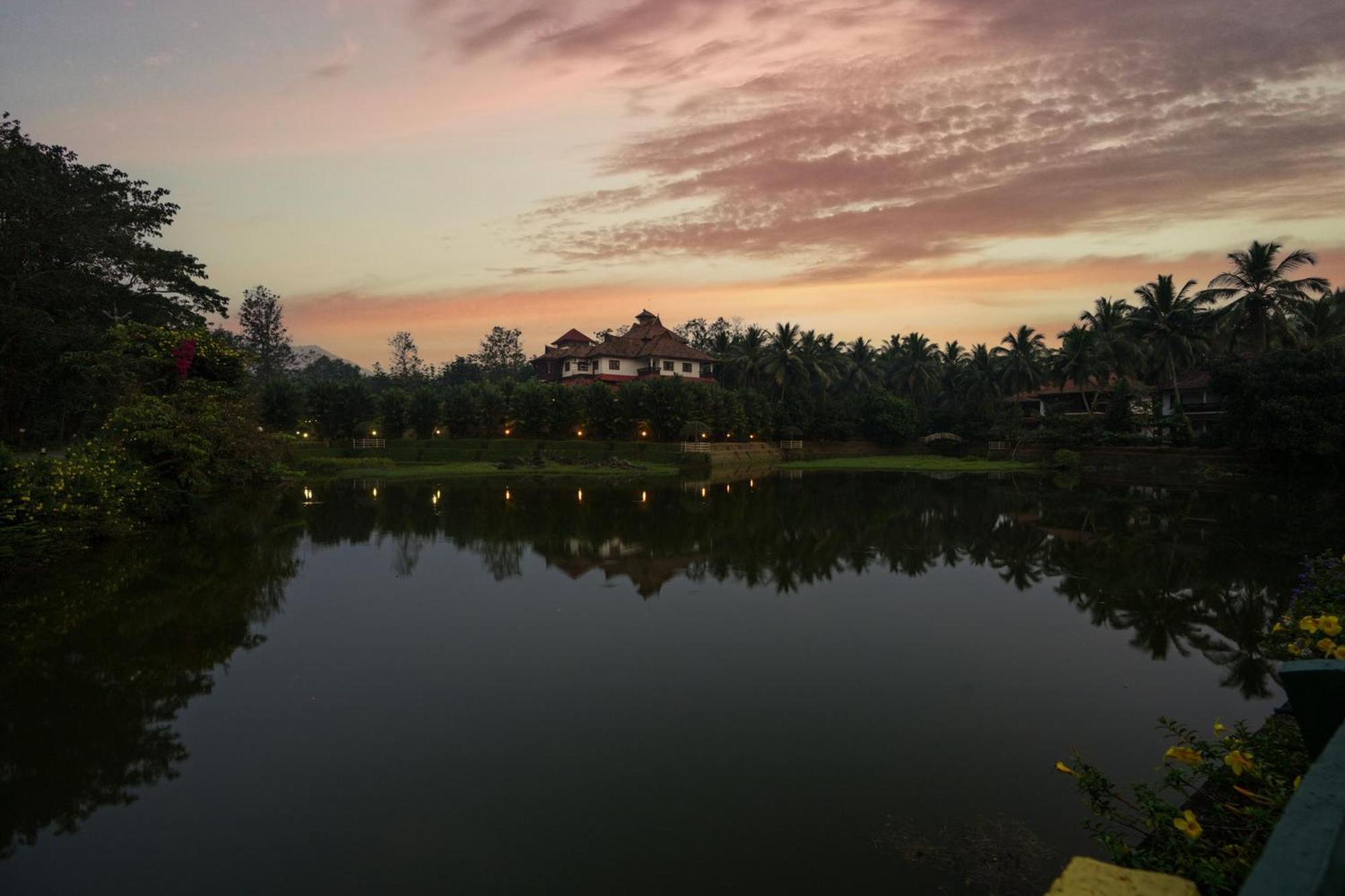 Palette Resorts- Tapovan Green County Thattakād Extérieur photo